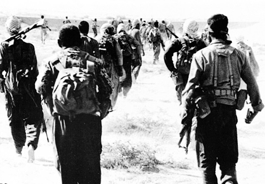 جاده اهواز خرمشهر و نقش آن در هشت سال دفاع مقدس (چخماقی-نوروز)