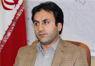 مجلس دهم از هیاهوهای سیاسی به دور باشد