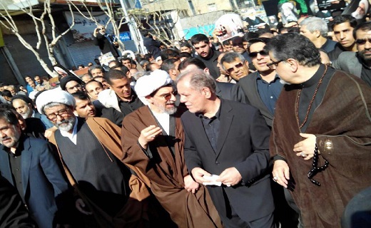 فرزندان و قائم مقام تولیت آستان قدس رضوی در تشییع پیکرآیت الله واعظ طبسی + عکس