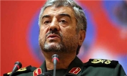 تهدیدات نظامی و امنیتی دشمنان به فرصت تبدیل شده است