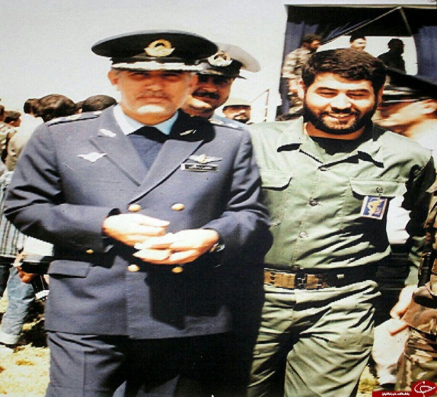 ارتشی آبی پوش و پاسدار سبز پوش در یک قاب + تصویر