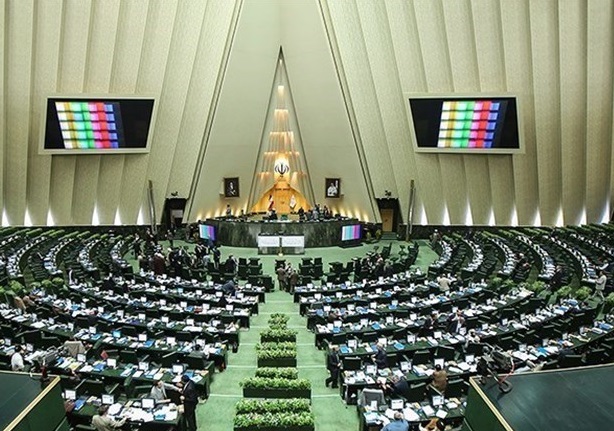 نمایندگان مجلس از انتصاب حجت‌الاسلام رئیسی به تولیت آستان قدس رضوی تشکر کردند