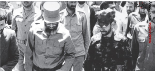شهید صیاد شیرازی در کنار رهبر انقلاب +عکس