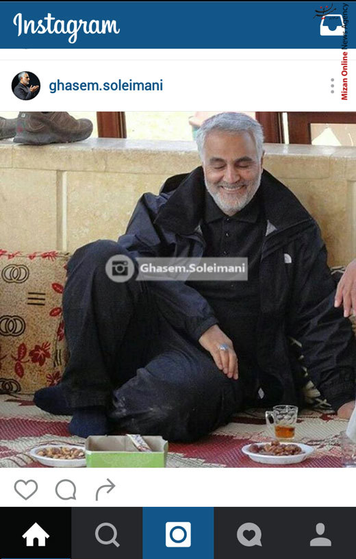 عکس کمتر دیده شده از سردار سلیمانی در حال استراحت عکس کمتر دیده شده از سردار سلیمانی در حال استراحت