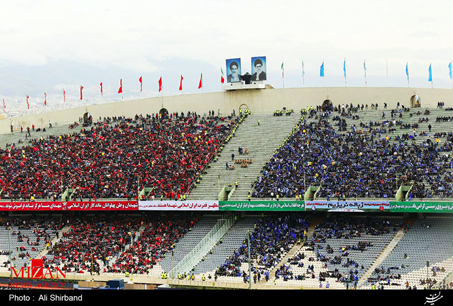 از سرود قهرمانی پرسپولیس تا پیش‌بینی رعد و برق در ورزشگاه!