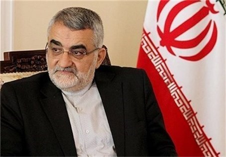عربستان با سوءاستفاده از دلارهای نفتی بر دیگر کشورها اعمال نفوذ می‌کند