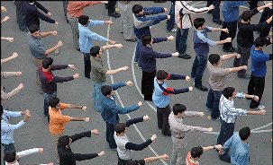 دانش آموزان ایرانی کمبود ویتامین دی دارند/ روزی یک ساعت راه بروید