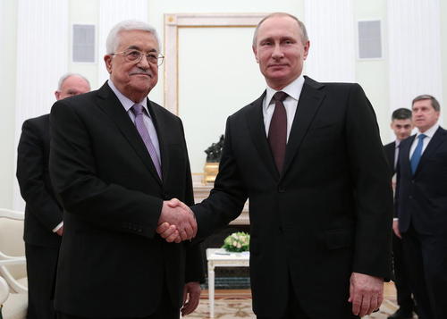 از گرمای هوا در الله آباد هند تا بازدید توریست ها از غار یخی +تصاویر
