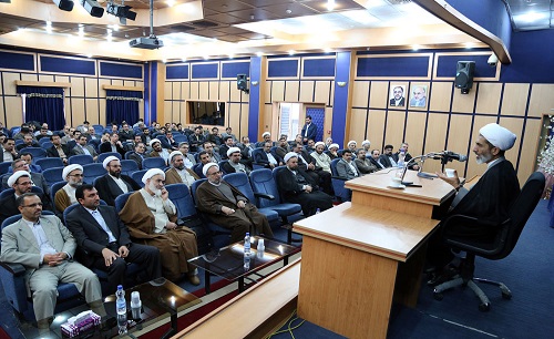 مراسم افتتاح نمازخانه دادگستری قزوین با حضور معاون فرهنگی قوه قضائیه + عکس