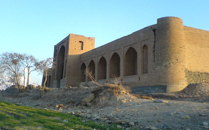 توسعه گردشگری جاده ای با احیاء کاروانسراهای تاریخی