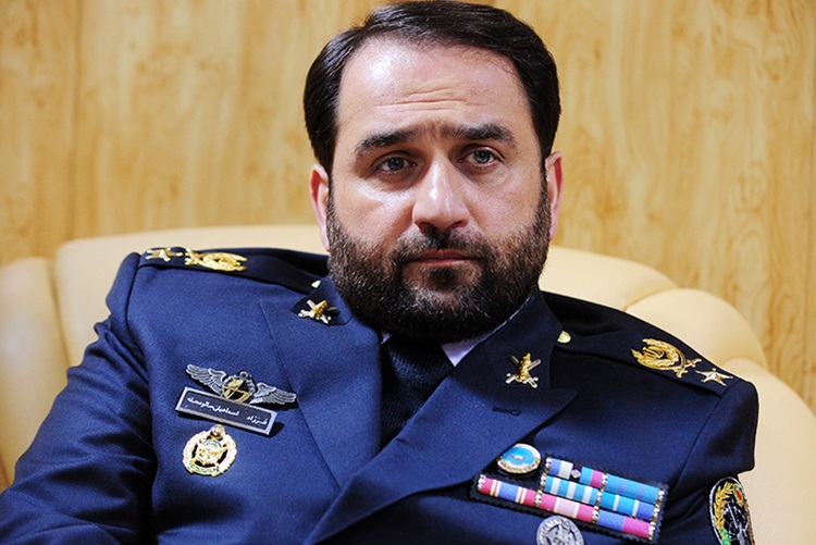 شهادت روح ایثار و از خودگذشتگی را به جامعه القا می کند