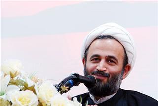 سینما از سطحی‌نگری دور باشد/ سینماگر با تدبیر می‌تواند به روحانیت هم بپردازد