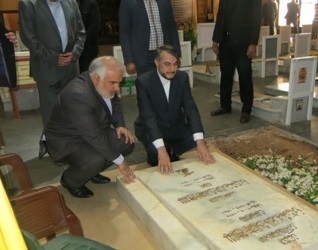 امیرعبداللهیان به «ذوالفقار» و دیگر شهدای مقاومت لبنان ادای احترام کرد