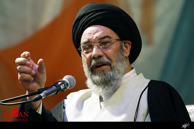 روشنگری و ترویج دین اصل مهم پیرامون امامزادگان است/ امامزادگان برای ما نعمت هستند