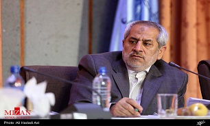 دادستان عمومی و انقلاب تهران از زندان تهران بزرگ بازدید کرد