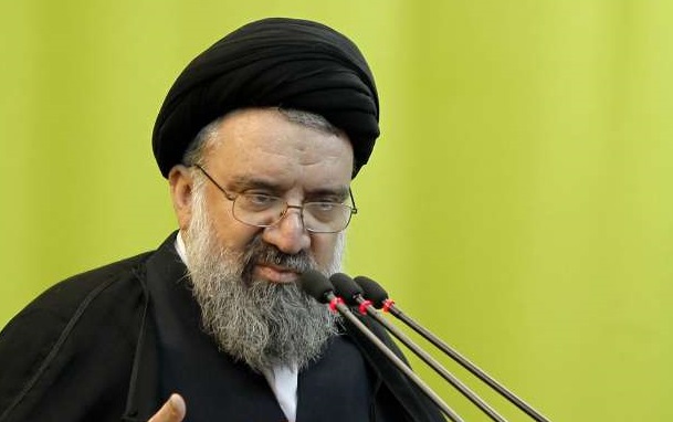 برخی در فتنه 88 شمشیر از رو بستند و همچنان تحریف‌گرایانه دم از امام راحل می‌زنند