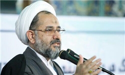 عده‌ای به دنبال از بین بردن ادبیات امام(ره) در جامعه هستند