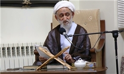 امام از مسؤولان می‌خواستند خود را خادم ملت بدانند