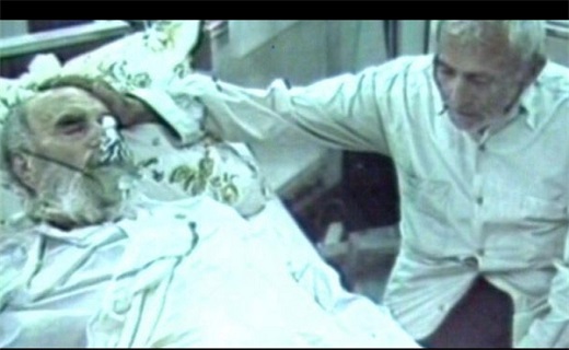 دعایی که بر بالین امام خوانده شد چه بود/ میرزا علیاکبر معلم دامغانی گفت: امام یک روز بیشتر زنده نمیماند دعایی که بر بالین امام خوانده شد چه بود/ میرزا علیاکبر معلم دامغانی گفت: امام یک روز بیشتر زنده نمیماند