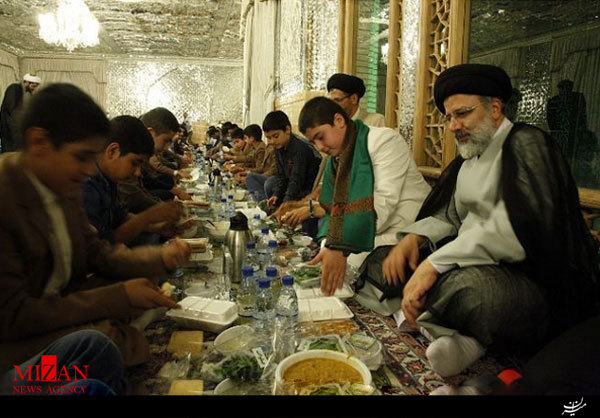سفره سحری مدافعین حرم +تصاویر سفره سحری مدافعین حرم +تصاویر