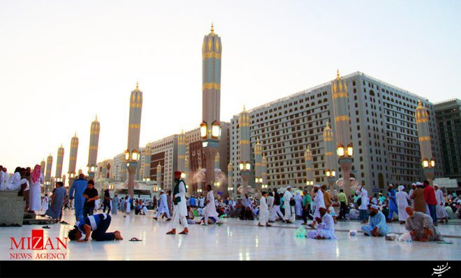 جمعآوری روزانه 45 تن زباله از مسجدالنبی در ماه رمضان جمعآوری روزانه 45 تن زباله از مسجدالنبی در ماه رمضان