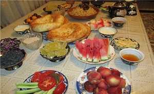 چرا هنگام افطاری باید خرما بخوریم؟ منشاء سردردهای ماه رمضان چیست؟ چه غذاهایی را در وعده ی سحر نخوریم؟