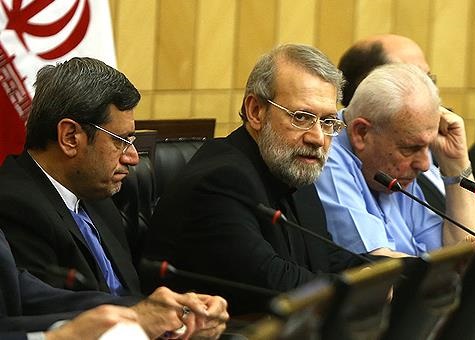رقابت کشورهای اسلامی برای ارتباط با رژیم صهیونیستی مایه تأسف است