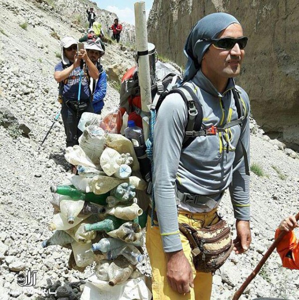 حرکت قابل ستایش کوهنورد پارس آبادی در حفاظت از طبیعت +عکس حرکت قابل ستایش کوهنورد پارس آبادی در حفاظت از طبیعت +عکس