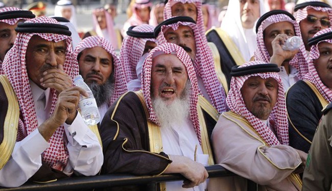 کمک 36 میلیارد دلاری عربستان به تکفیری ها در سوریه/ تغییر جهت تسلیحات تروریستها به سوی سعودی