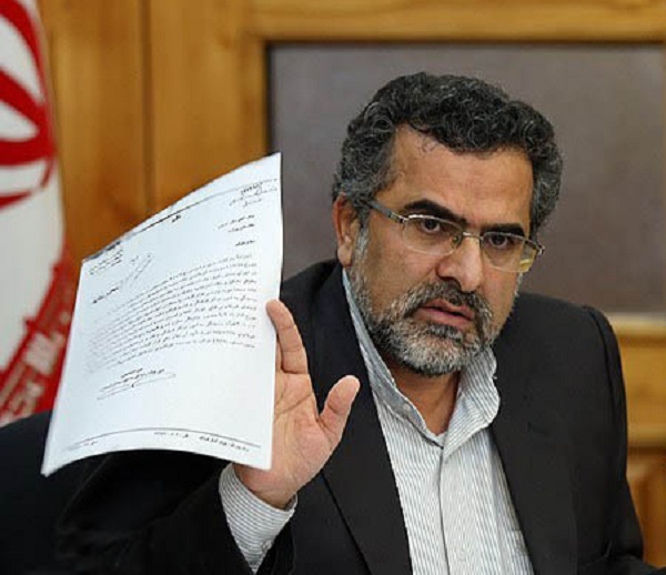 حقوق من در معاونت سینمایی 3 تا 4 میلیون بود/مسئولان سازمان سینمایی هم فیش حقوقی‌شان را منتشر کنند تا مقایسه کنیم/هزینه برگزاری جشنواره فیلم فجر در دولت قبل 5 میلیارد بود اما الان 15 میلیارد است