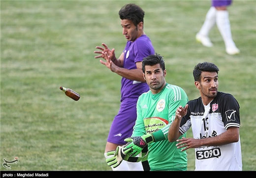 خدا به گلر اسبق استقلال رحم کرد + عکس خدا به گلر اسبق استقلال رحم کرد + عکس