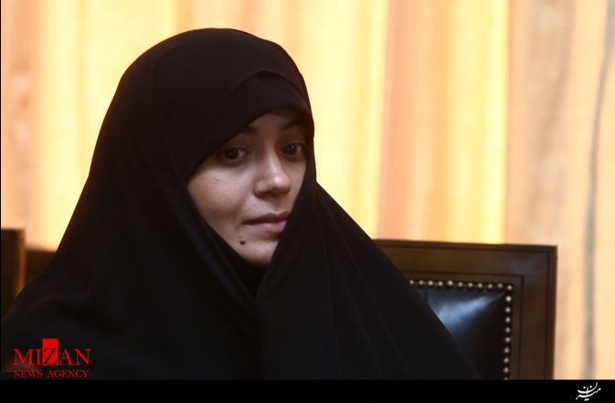 الهام چرخنده متن دست نوشته رهبر انقلاب را قرائت کرد/طی مراسمی از این دستنوشته رونمایی خواهم کرد+ صوت الهام چرخنده متن دست نوشته رهبر انقلاب را قرائت کرد/طی مراسمی از این دستنوشته رونمایی خواهم کرد+ صوت