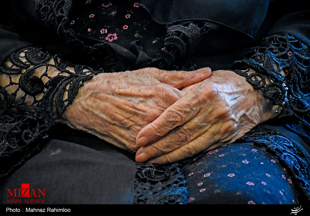 هیچکس به ملاقات من نمیآمد/خوشحالم که عمرم را در راه هنر هدر ندادم/تا زنده هستیم قدرمان را بدانند+ عکس هیچکس به ملاقات من نمیآمد/خوشحالم که عمرم را در راه هنر هدر ندادم/تا زنده هستیم قدرمان را بدانند+ عکس