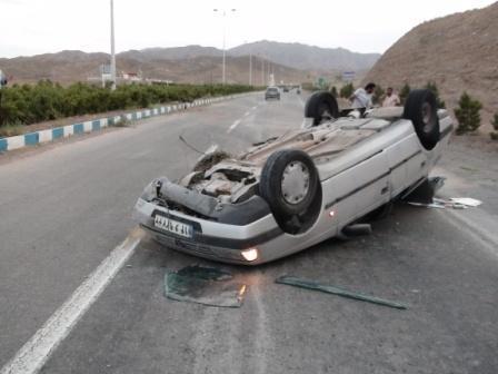 واژگونی پژو با 12 مجروح در غرب کشور