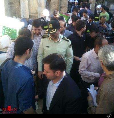 آغاز طرح برخورد با فروشندگان غیرمجاز مواد شیمیایی در ناصر خسرو+تصاویر آغاز طرح برخورد با فروشندگان غیرمجاز مواد شیمیایی در ناصر خسرو+تصاویر