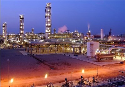 پتروشیمی شازند اراک از فهرست صنایع آلاینده خارج شد/ مستندات قانونی داریم