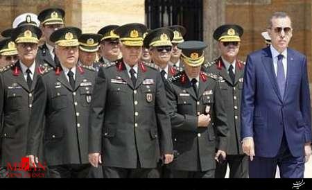 وزیر دفاع ترکیه: 9 ژنرال از صفوف ارتش فرار کرده‎اند