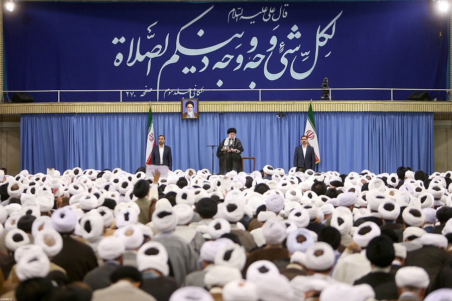 مساجد پایگاه اجتماع، مشورت، مقاومت، برنامه ریزی و حرکت اجتماعی و فرهنگی است
