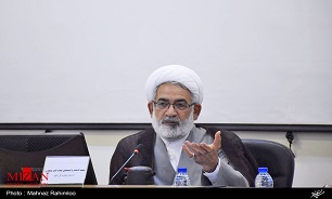 ضرورت تعیین تکلیف خودروهای توقیفی/ مبادی مرزها و بنادر مهم ساماندهی شود/ ستاد مبارزه با مواد مخدر بایستی فعال‌تر شود