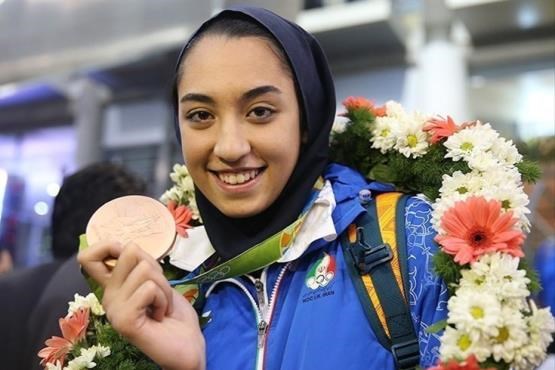 یک پسر به کیمیا علیزاده: با من ازدواج می‌کنی؟!