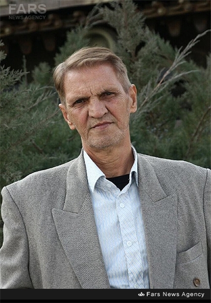 تصاویر دیده نشده از سردار غلامی که در حلب به شهادت رسید تصاویر دیده نشده از سردار غلامی که در حلب به شهادت رسید