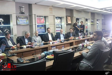 بازدید دبیرکل کمیته برگزاری جام جهانی 2022 از آکادمی ملی فوتبال + عکس بازدید دبیرکل کمیته برگزاری جام جهانی 2022 از آکادمی ملی فوتبال + عکس