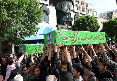 تشییع پیکر 3 شهید فاطمیون در مشهد تشییع پیکر 3 شهید فاطمیون در مشهد