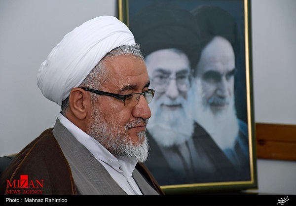 واقعیت اعدام‌های سال 67/ تیر خلاص منافقین بر سر و مغز اعضای خانواده‌هایشان/ کشف اسناد توطئه مجاهدین خلق در زندان/ ماجرای ترور غم انگیز یک زن باردار/ چرایی حکومت مریم رجوی بر منافقین/ چرا منتطری مقابل امام خمینی (ره) ایستاد