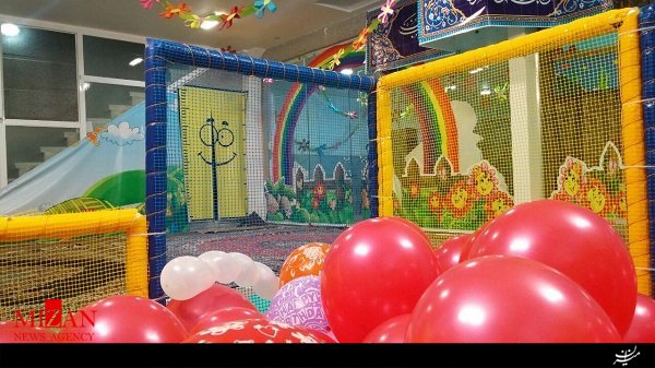 مادرها هم به مهدکودک می روند! مادرها هم به مهدکودک می روند!