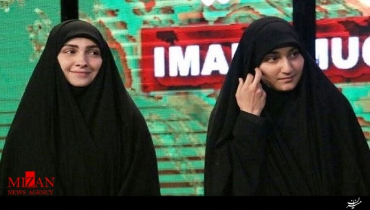 حضور دختر سردار سلیمانی و دختر شهید عماد مغنیه در جشنواره فیلم مقاومت + فیلم حضور دختر سردار سلیمانی و دختر شهید عماد مغنیه در جشنواره فیلم مقاومت + فیلم