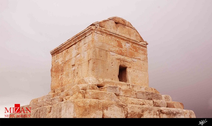 نقشه باستان شناسی پاسارگاد تهیه می شود/ آغاز مرمت انسان بالدار