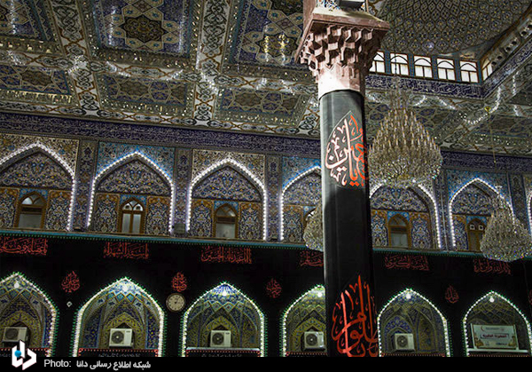 سیاه پوش کردن حرم امام حسین(ع)/عکس