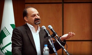 به زودی بنزین یورو 4 در هشت کلان شهر توزیع می شود/ انتقاد از پراکندگی صنعتی در بخش واحدهای تولیدی