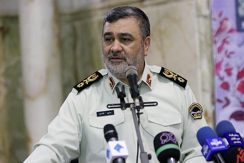 پليس پيام آور آرامش برای شهروندان با هر ايده و مذهبی است